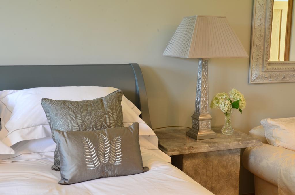 Llwyn Helyg Country House Pension Carmarthen Kamer foto