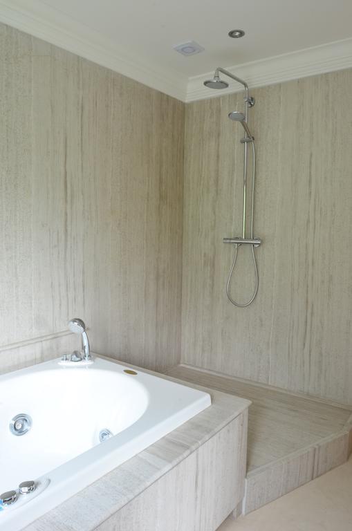 Llwyn Helyg Country House Pension Carmarthen Kamer foto