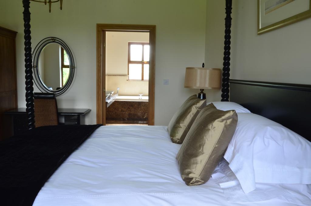 Llwyn Helyg Country House Pension Carmarthen Kamer foto